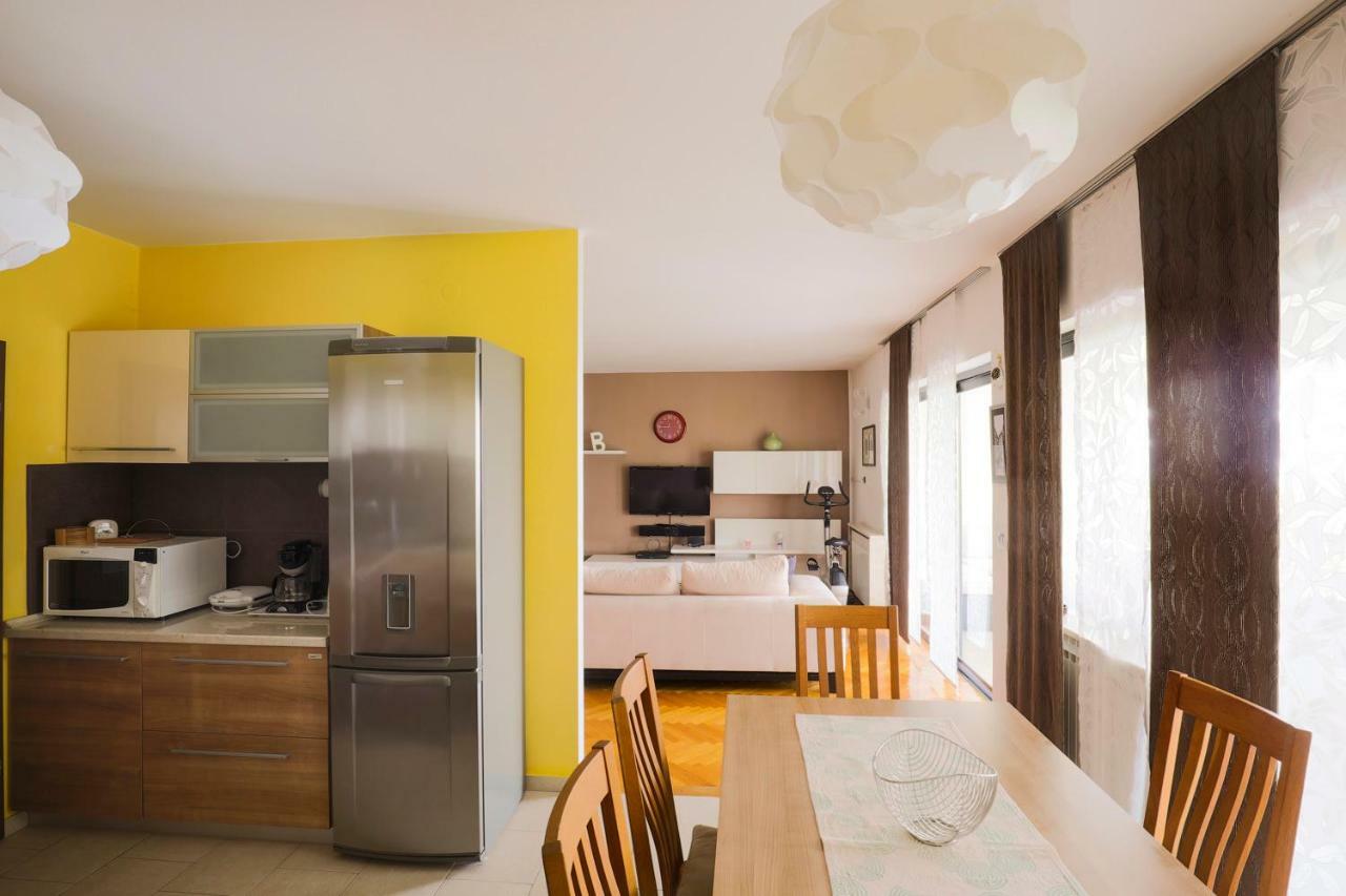 Vrata Jadrana Apartment Rijeka Exterior foto
